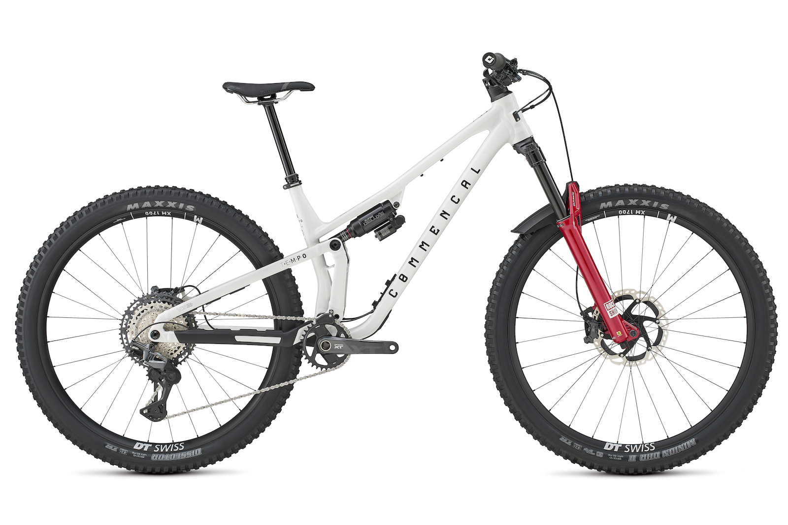 Commençal T.E.M.P.O V2 bản hoàn chỉnh với phuộc RockShox Lyrik Ultimate và bộ truyền động Shimano XT 12 tốc